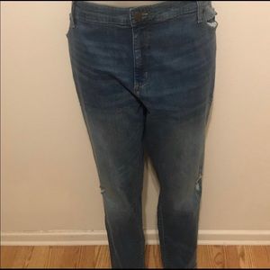 Universal NWT jeans